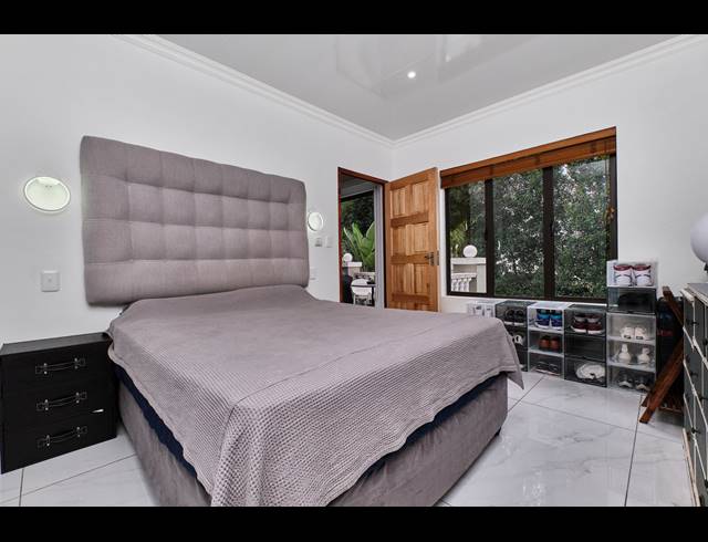 1 BEDROOM APARTMENT TO LET IN MELROSE